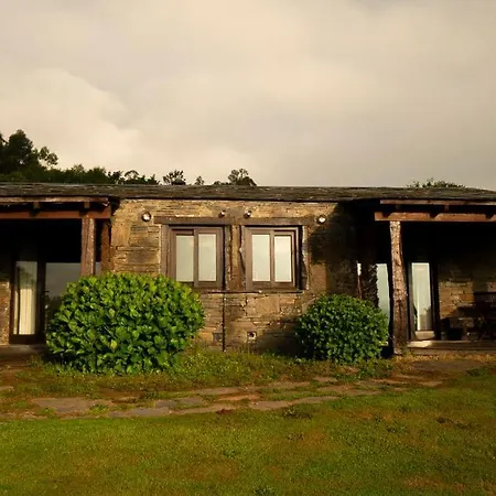 Casas Do Campo * Monfero